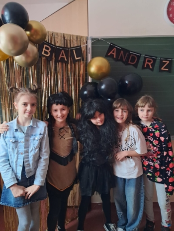 PHOTO-2025-11-27-09-47-32