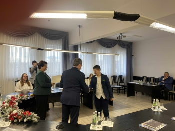 2af6f743-5d8b-43cd-bdb4-2e86bad0bbd4