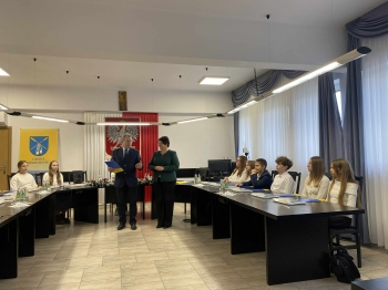 7518c796-5546-41da-9a2d-b4ee06851f87