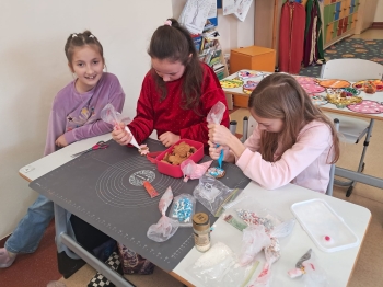 PHOTO-2025-12-18-22-01-43