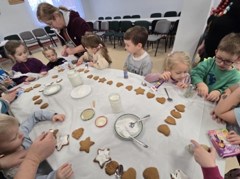 PHOTO-2025-12-18-21-04-01