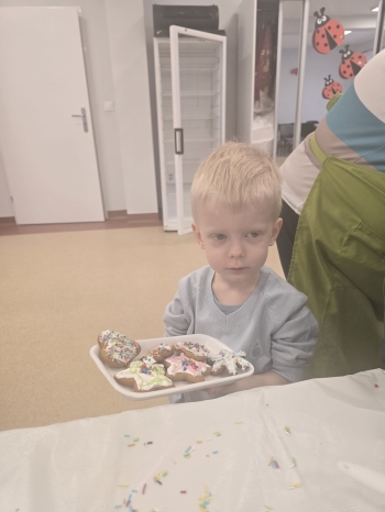 PHOTO-2025-12-18-21-04-06 3