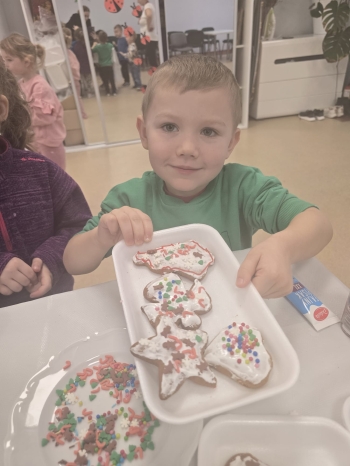 PHOTO-2025-12-18-21-04-09 4