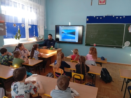 Bezpieczne ferie - spotkanie z policjantem 