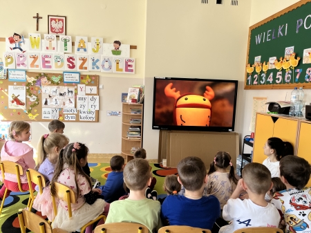 Zajęcia o empatii i różnorodności w ramach programu ''Turlając kulkę pod górkę''...