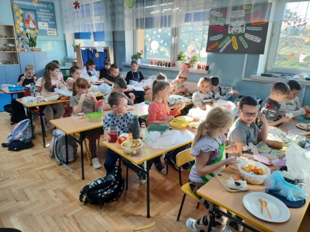 Akcja „Śniadanie daje moc!” w klasach I–III