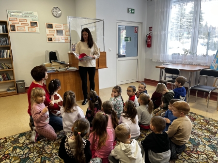 Mali czytelnicy - grupa Żabki